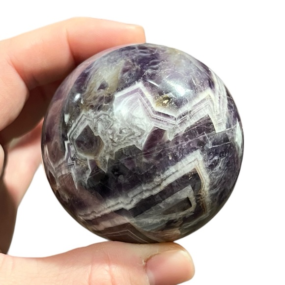 Amethyst sphere - Picture 5 of 9